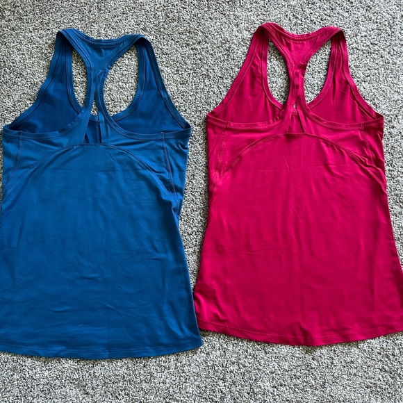 Lot of Athleta XS tanks. EUC. - Picture 4 of 6